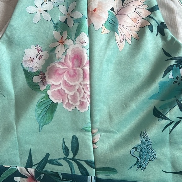 Halter style green flower dress Medium by Venus - Picture 17 of 17